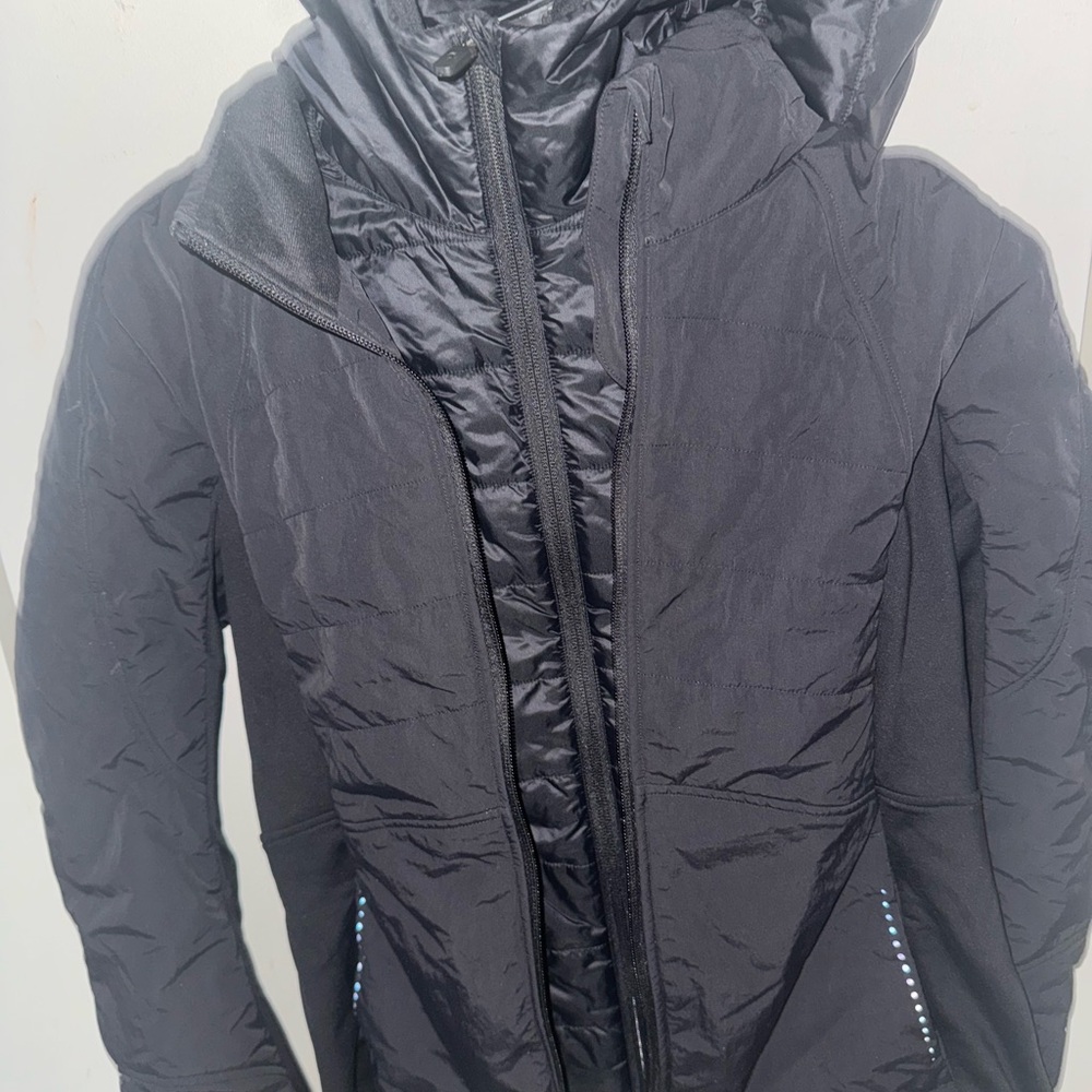 BLACK Lululemon Mile Jacket